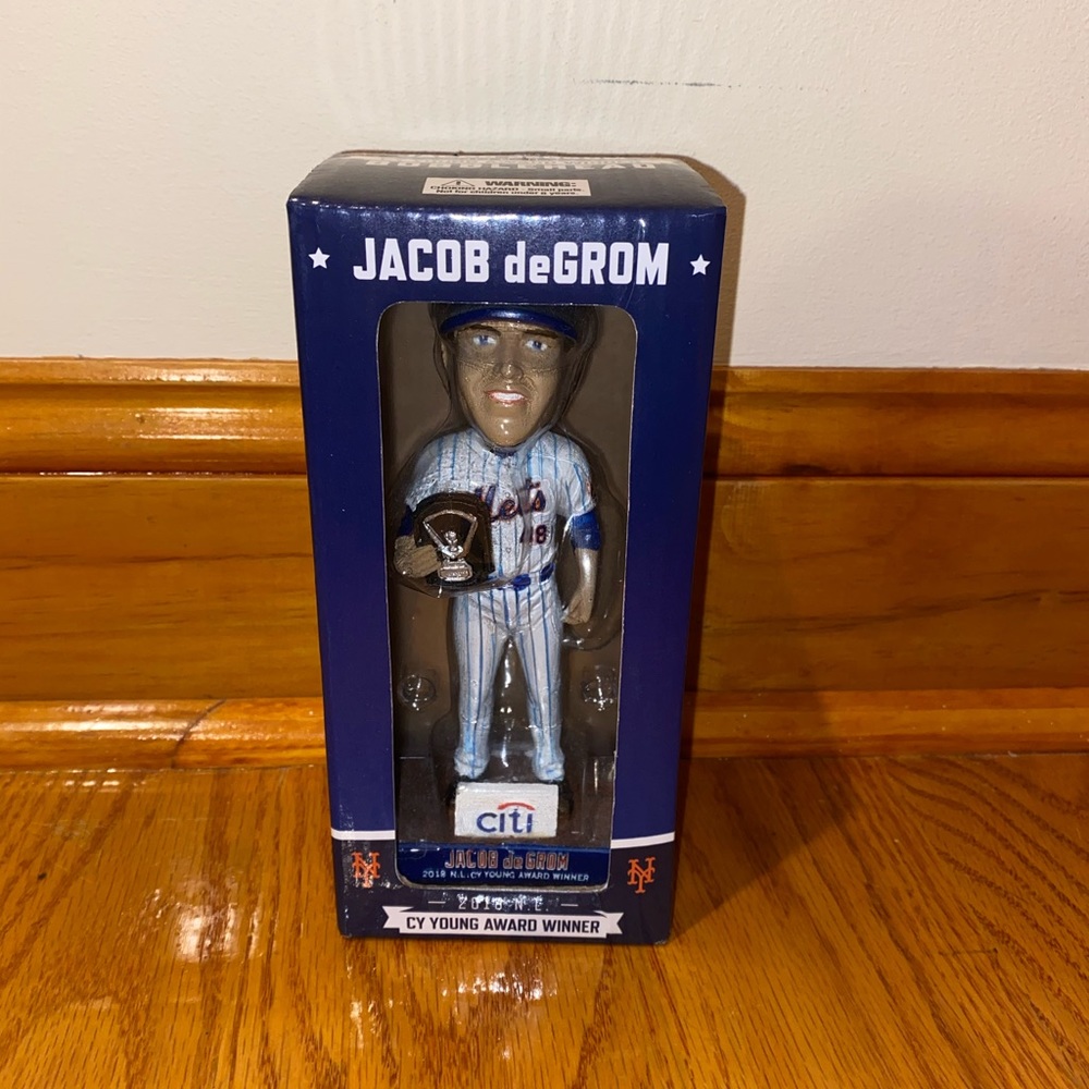 Jacob deGrom bobblehead
